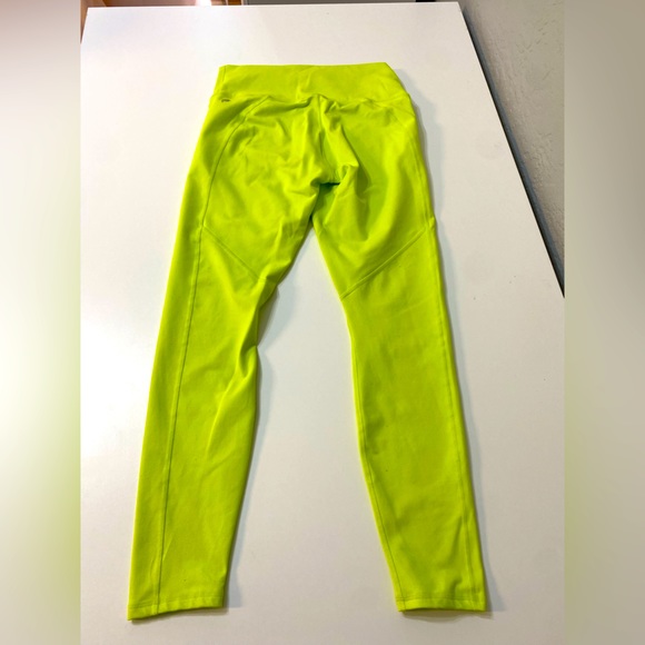 Fabletics high rise neon yellow legging - Picture 2 of 4